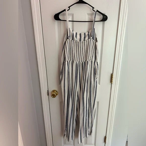 Old Navy Women’s Large Linen Blend Striped Jumpsuit White Blue Summer Spring - Picture 7 of 10